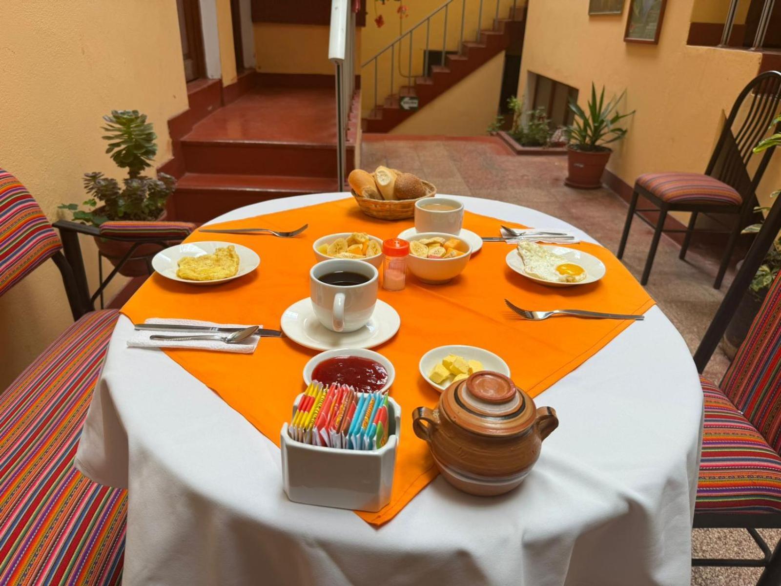 Hostal Huayna House Go Cuzco Buitenkant foto